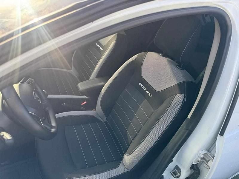 Usado Dacia Sandero 90 HP (66 kW) 2018 Branco Citadino