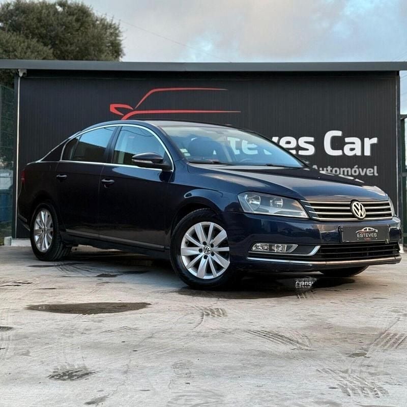 Preto Usado 2011 VW Passat Highline Sedan | € 9.950 (Preço justo) - Imagem 1/4