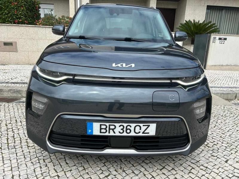 Cinzento Usado 2021 Kia Soul EV 2 SUV | € 20.990 (Preço elevado) - Imagem 1/4