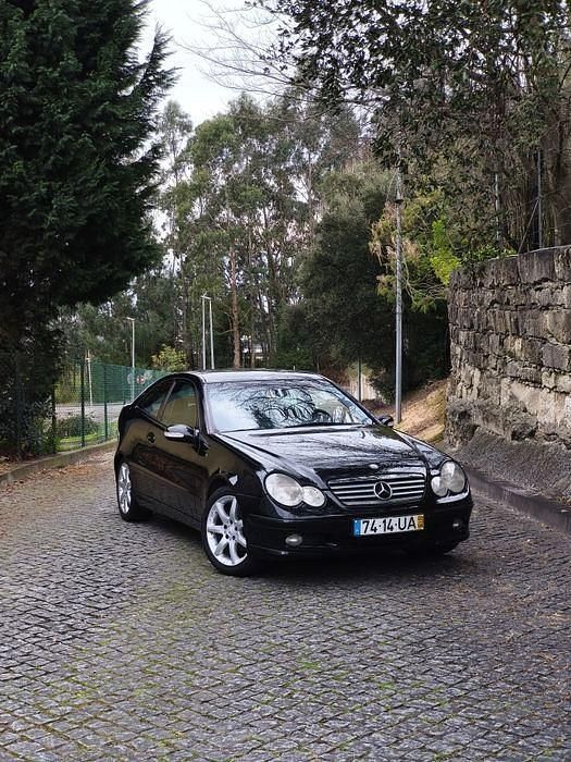 Usado 2002 Mercedes C220 | € 4.900 (Preço justo) - Imagem 1/4
