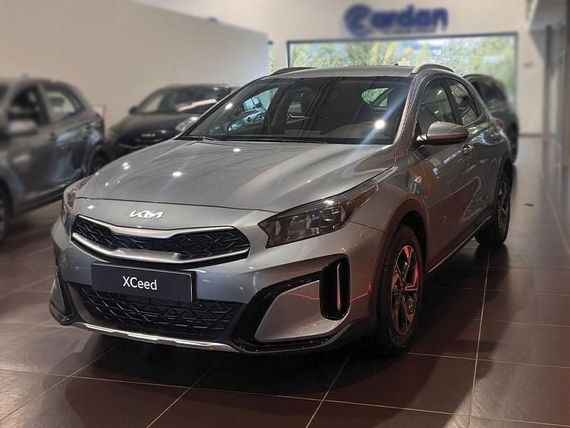 Cinzento Usado 2025 Kia XCeed SUV | € 21.250 (Bom preço) - Imagem 1/4