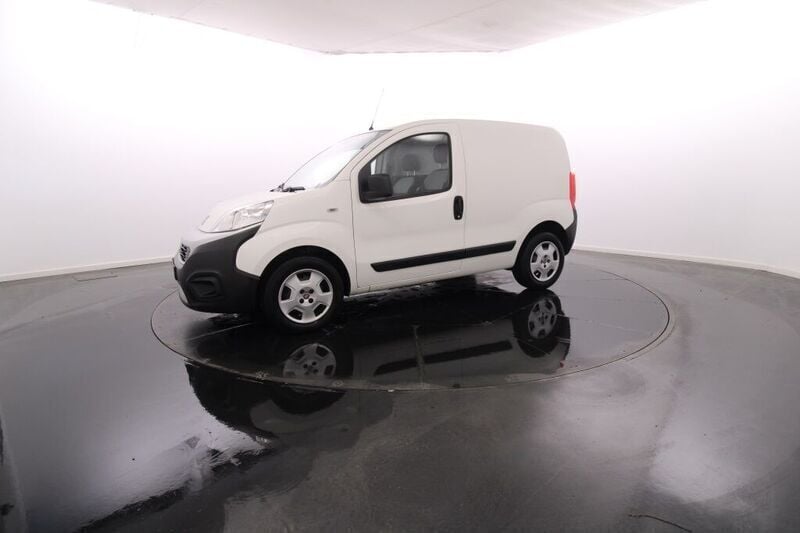 Branco Usado 2022 Fiat Fiorino Monovolume | € 14.900 (Preço elevado) - Imagem 1/4