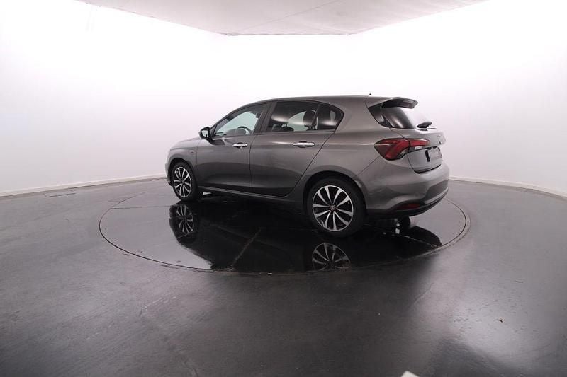 Usado Fiat Tipo 95 HP (69 kW) 2021 Cinzento