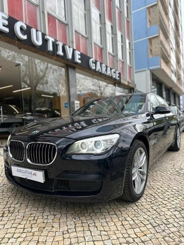 Preto Usado 2013 BMW 730 Sedan | € 22.500 - Imagem 1/4