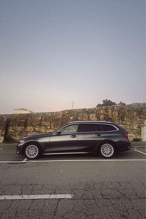 Usado 2021 BMW 318 Luxury Line Carrinha | € 28.500 (Preço justo) - Imagem 1/4