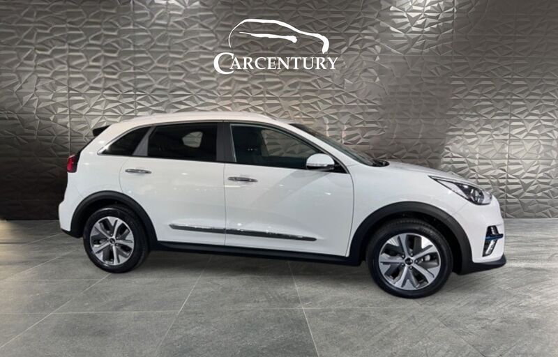 Branco Usado 2021 Kia e-Niro SUV | € 25.950 (Preço justo) - Imagem 1/4