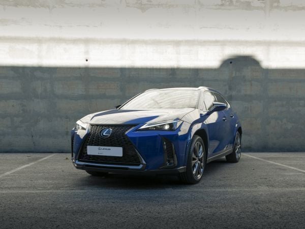 Azul Usado 2023 Lexus UX SUV | € 45.500 (Preço justo) - Imagem 1/4
