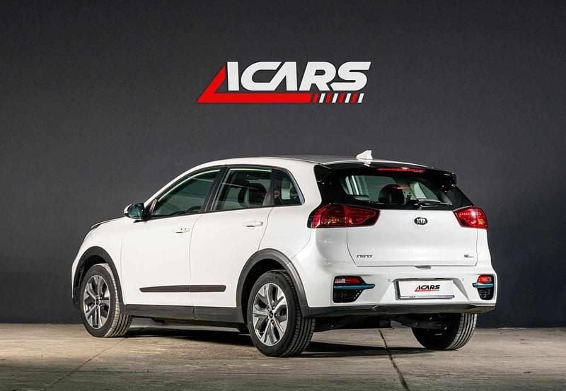 Usado Kia e-Niro 150 kW (204 HP) 2020 Branco SUV