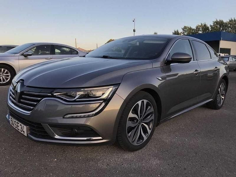 Cinzento Usado 2016 Renault Talisman Sedan | € 16.500 (Preço elevado) - Imagem 1/4