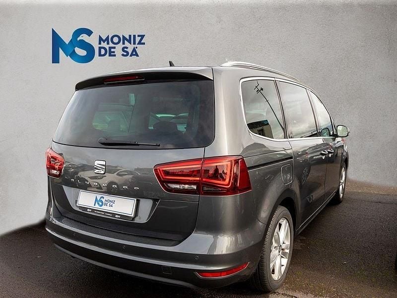 Usado Seat Alhambra XCELLENCE 100 HP (73 kW) 2020 Cinza Monovolume