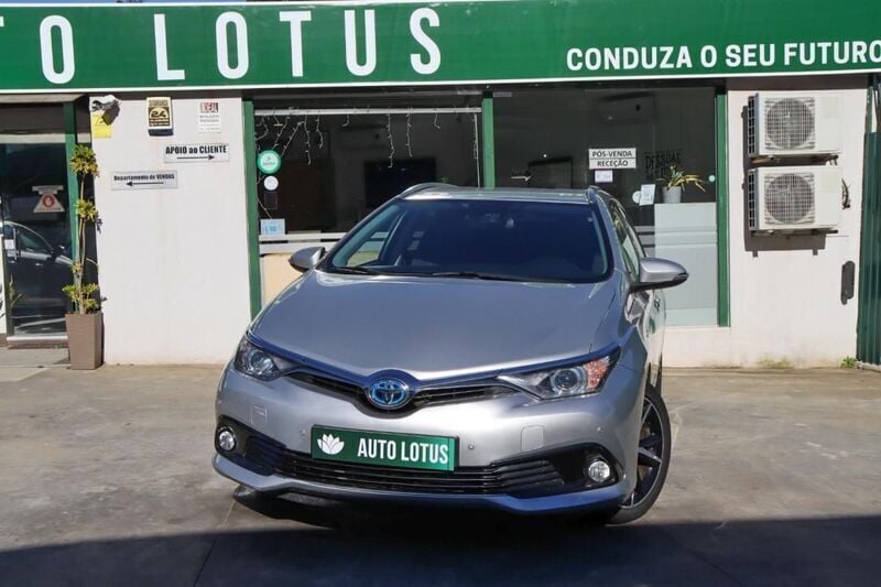 Cinzento Usado 2017 Toyota Auris Touring Sports Comfort Carrinha | € 16.970 (Preço justo) - Imagem 1/4