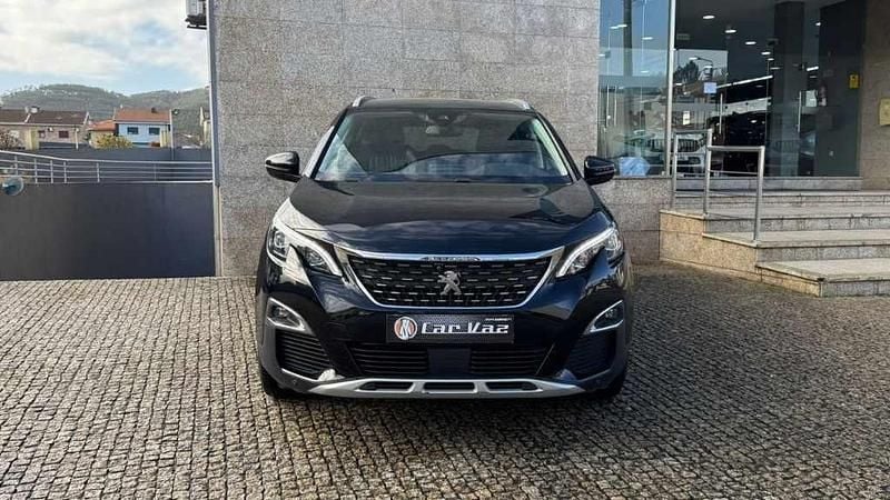 Usado Peugeot 5008 Allure 130 HP (95 kW) 2018 Preto Monovolume