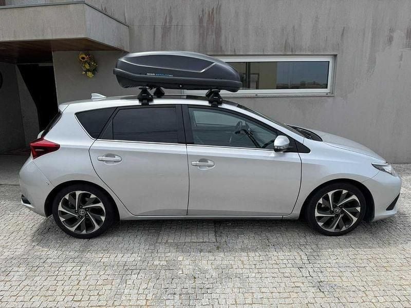 Usado 2016 Toyota Auris Sedan | € 13.500 (Preço justo) - Imagem 1/4