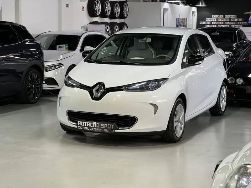 Branco Usado 2019 Renault Zoe Intens Citadino | € 10.990 (Preço justo) - Imagem 1/4