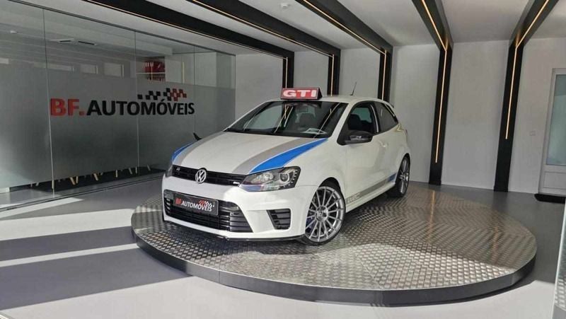 Branco Usado 2014 VW Polo R Coupé | € 27.500 - Imagem 1/4