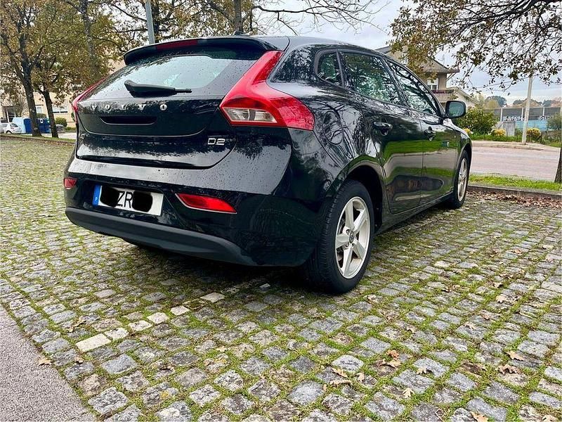 Usado 2013 Volvo V40 Sedan | € 9.000 (Preço justo) - Imagem 1/4