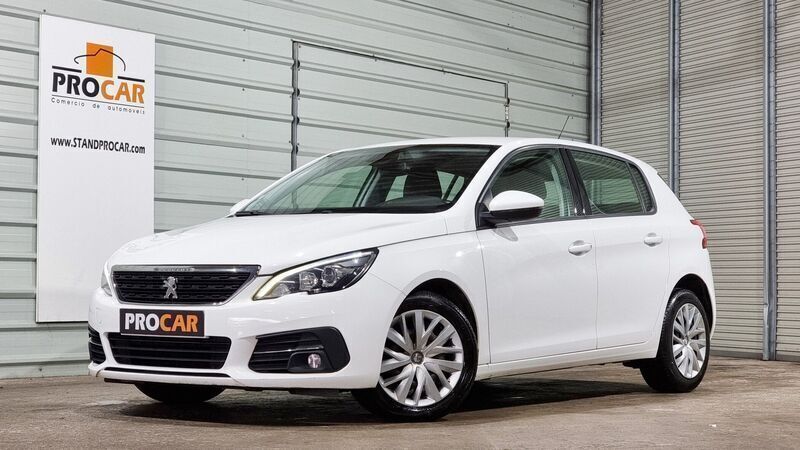 Branco Usado 2018 Peugeot 308 Active | € 12.900 (Preço justo) - Imagem 1/4