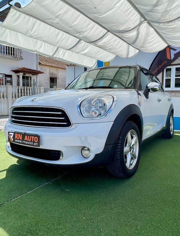 Branco Usado 2011 Mini Cooper D Countryman SUV | € 11.480 (Preço elevado) - Imagem 1/4