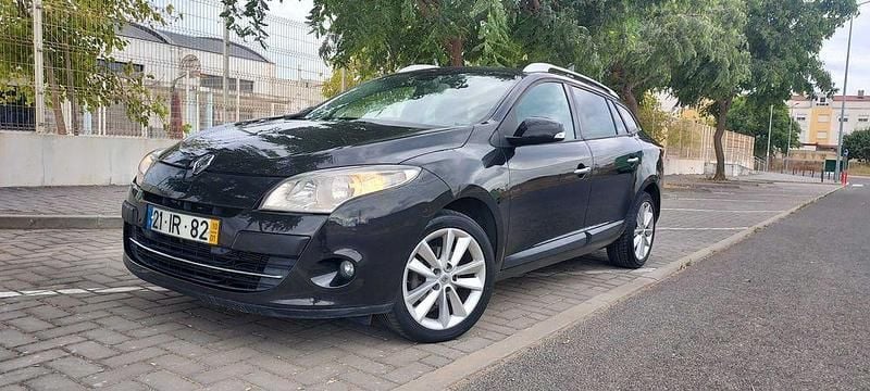Usado 2010 Renault Mégane III Dynamique Sedan | € 4.650 (Preço justo) - Imagem 1/4