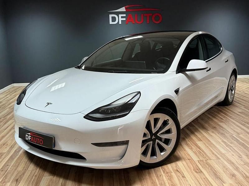 Usado 2021 Tesla Model 3 Sedan | € 28.500 (Preço justo) - Imagem 1/4