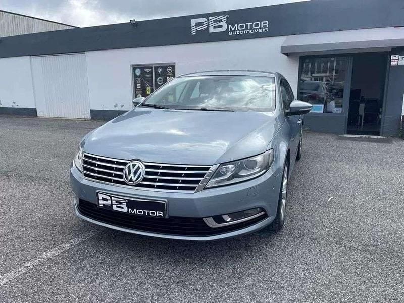 Cinzento Usado 2013 VW CC Sportline Sedan | € 12.990 - Imagem 1/4