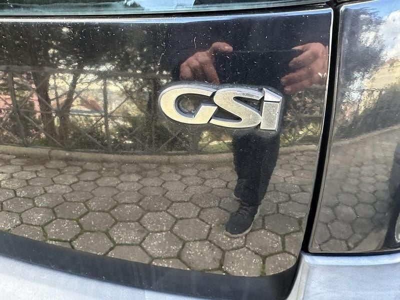 Usado 2003 Opel Corsa | € 2.600 - Imagem 1/4