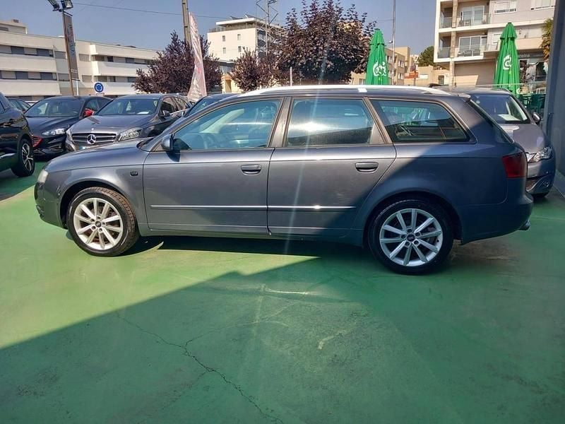 Usado Audi A4 140 HP (102 kW) 2005 Antracite Carrinha