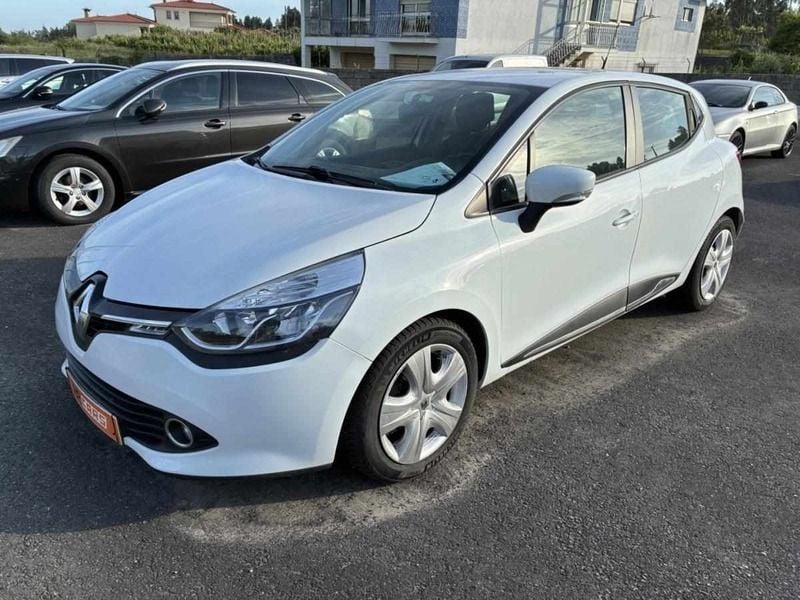 Branco Usado 2016 Renault Clio IV | € 10.245 (Preço justo) - Imagem 1/4
