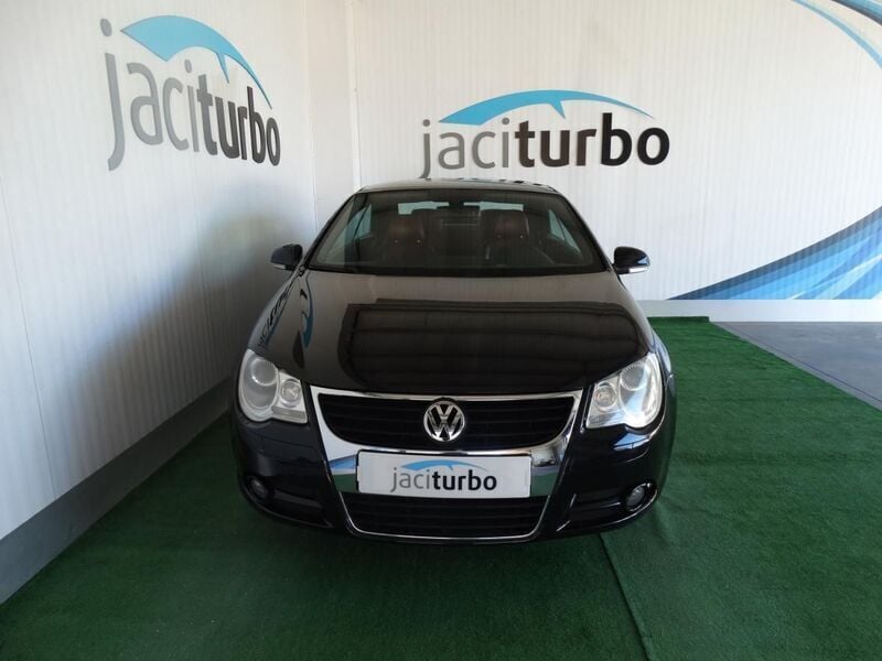 Usado VW Eos 140 HP (102 kW) 2007 Preto Cabrios