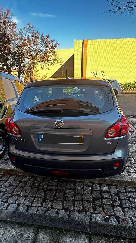 Usado Nissan Qashqai 106 HP (77 kW) 2008 Cinzento SUV