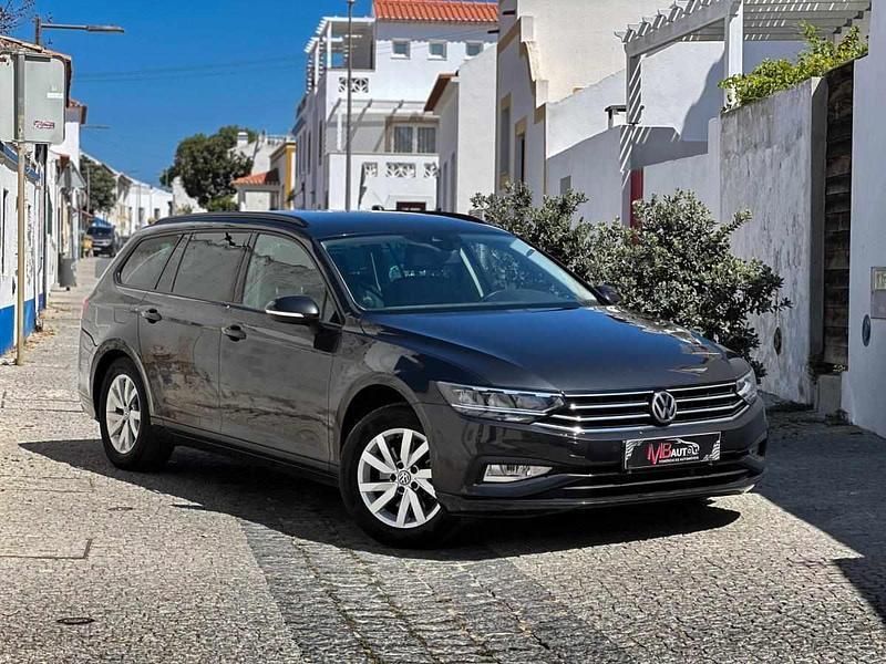 Cinza Usado 2019 VW Passat Sedan | € 17.900 (Preço justo) - Imagem 1/4