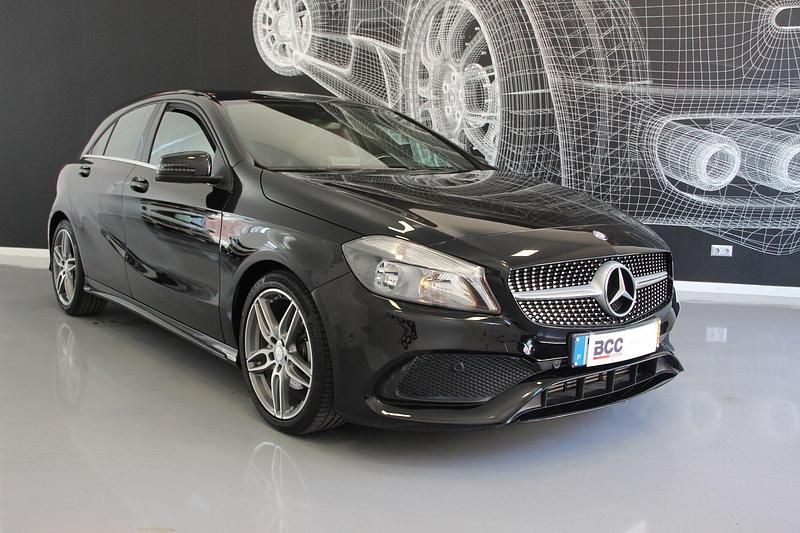 Usado Mercedes A180 AMG line 109 HP (80 kW) 2016 Preto