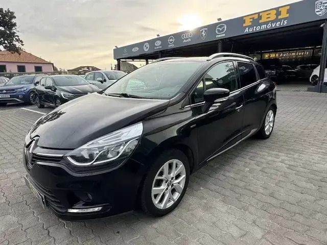 Preto Usado 2020 Renault Clio V LIMITED Carrinha | € 12.500 (Preço justo) - Imagem 1/4