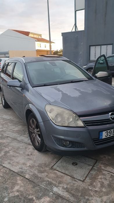 Usado 2007 Opel Astra Sedan | € 2.500 (Bom preço) - Imagem 1/4