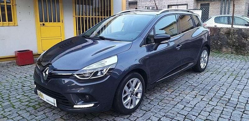 Cinzento Usado 2019 Renault Clio IV Carrinha | € 11.980 (Preço justo) - Imagem 1/4