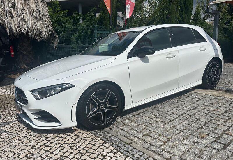 Branco Usado 2023 Mercedes A180 Sedan | € 34.950 (Preço justo) - Imagem 1/4