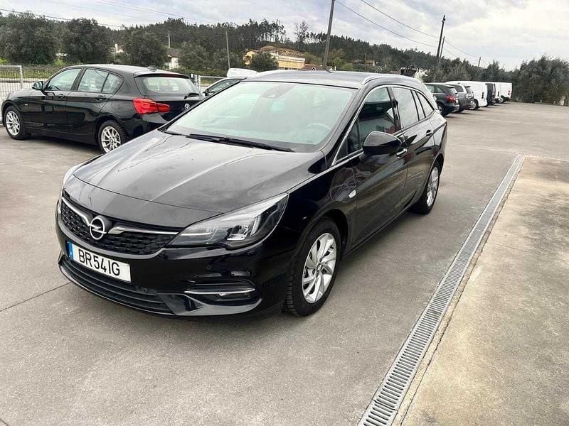 Usado Opel Astra Sport 122 HP (89 kW) 2020 Preto Carrinha