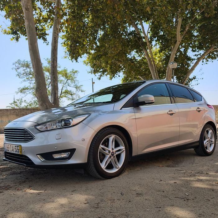 Usado 2017 Ford Focus Titanium Sedan | € 11.900 (Preço justo) - Imagem 1/4
