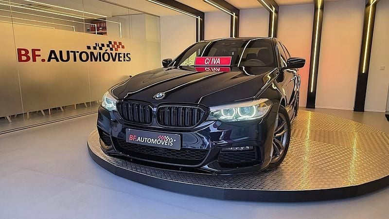 Preto Usado 2019 BMW 530e iPerformance Sedan | € 28.900 (Preço justo) - Imagem 1/4