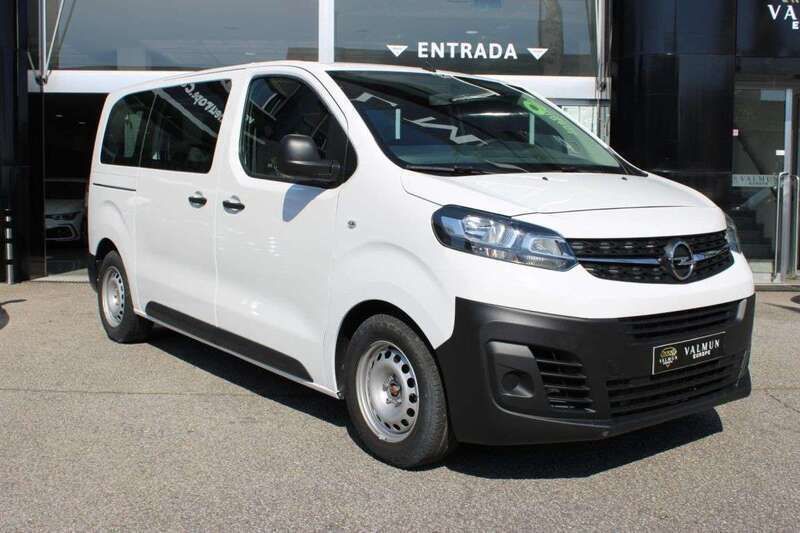 Branco Usado 2022 Opel Vivaro Essentia Van | € 28.400 - Imagem 1/4