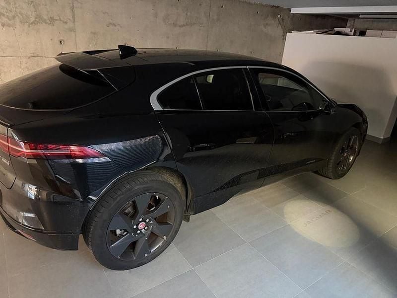 Usado Jaguar I-Pace SE 294 kW (400 HP) 2019 Preto SUV