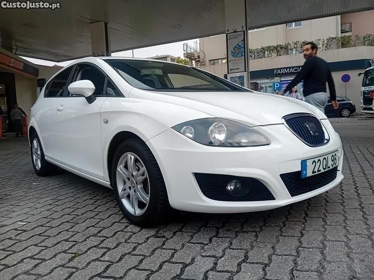 Branco Usado 2011 Seat Leon Ecomotive Citadino | € 7.850 (Preço justo) - Imagem 1/1
