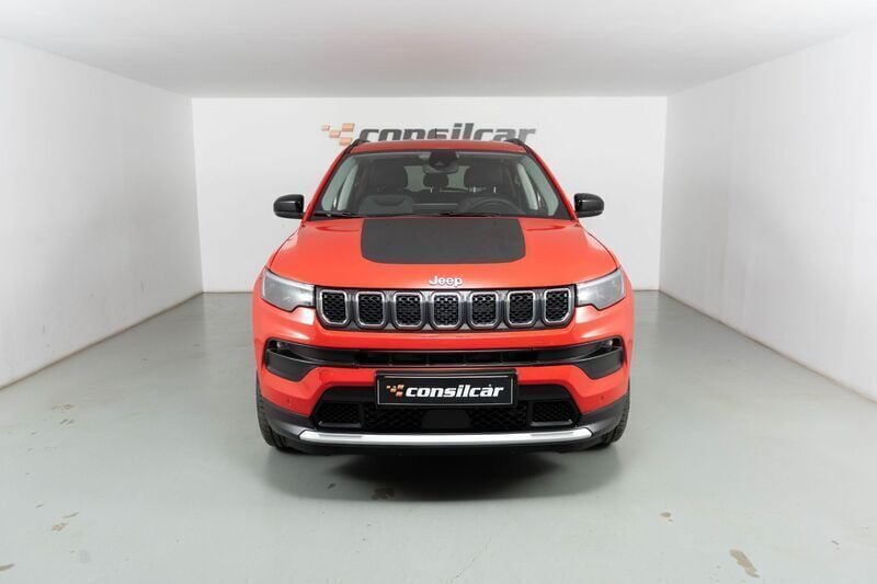 Vermelho Usado 2022 Jeep Compass Limited SUV | € 25.890 (Preço justo) - Imagem 1/4