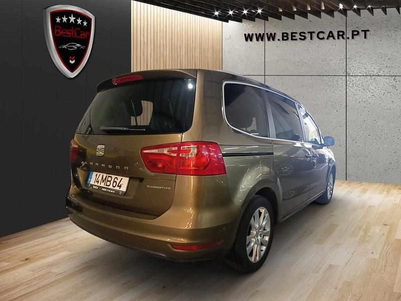 Usado Seat Alhambra Ecomotive 140 HP (102 kW) 2011 Outra Monovolume
