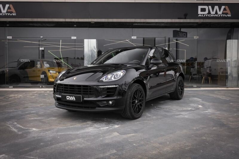 Preto Usado 2015 Porsche Macan SUV | € 44.890 (Preço justo) - Imagem 1/4