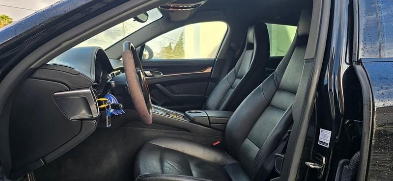 Usado Porsche Panamera 250 HP (183 kW) 2012 Preto Citadino