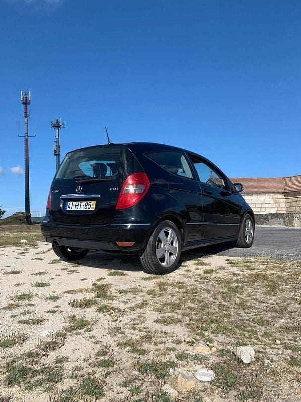 Usado Mercedes A200 140 HP (102 kW) 2009 Preto Citadino