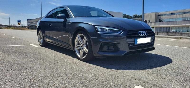 Cinzento Usado 2017 Audi A5 Coupé | € 30.500 (Preço justo) - Imagem 1/4