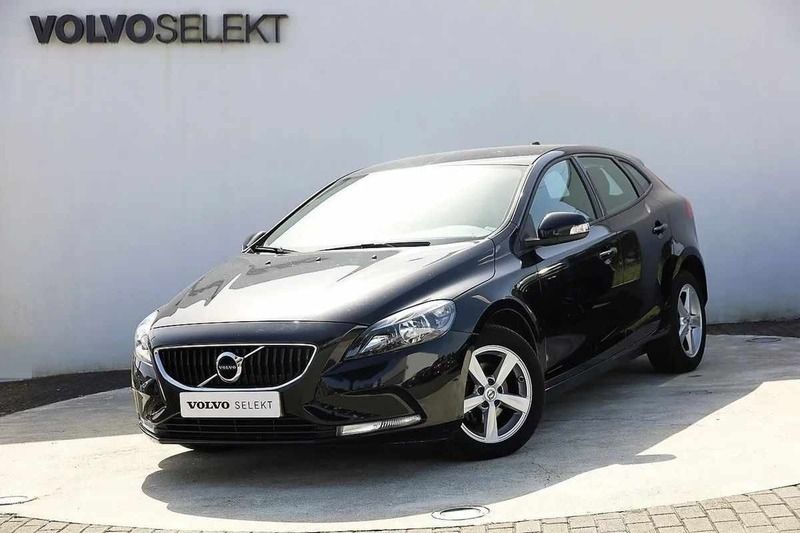 Preto Usado 2018 Volvo V40 Kinetic Carrinha | € 15.700 (Preço justo) - Imagem 1/4