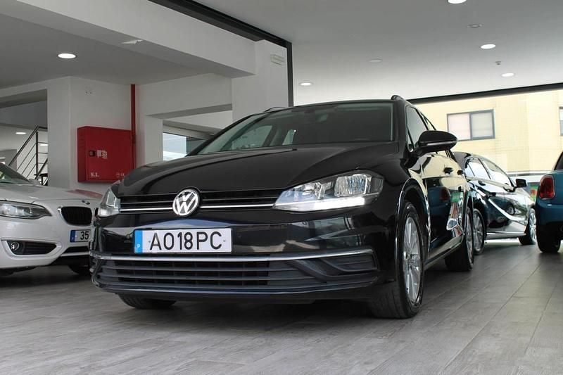 Preto Usado 2018 VW Golf VII Carrinha | € 14.900 (Preço justo) - Imagem 1/4